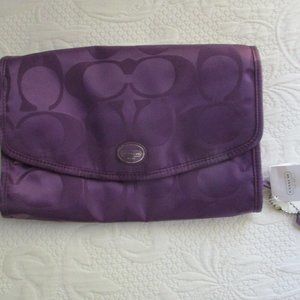 Coach travel cosmetic bag online
